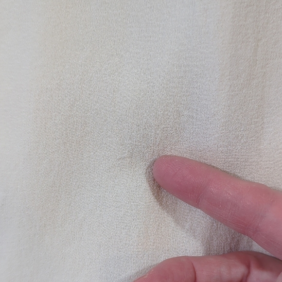 Aritzia Babaton Tinsley 100% Silk Ruffle Blouse - Cream - Size Small - Picture 13 of 14